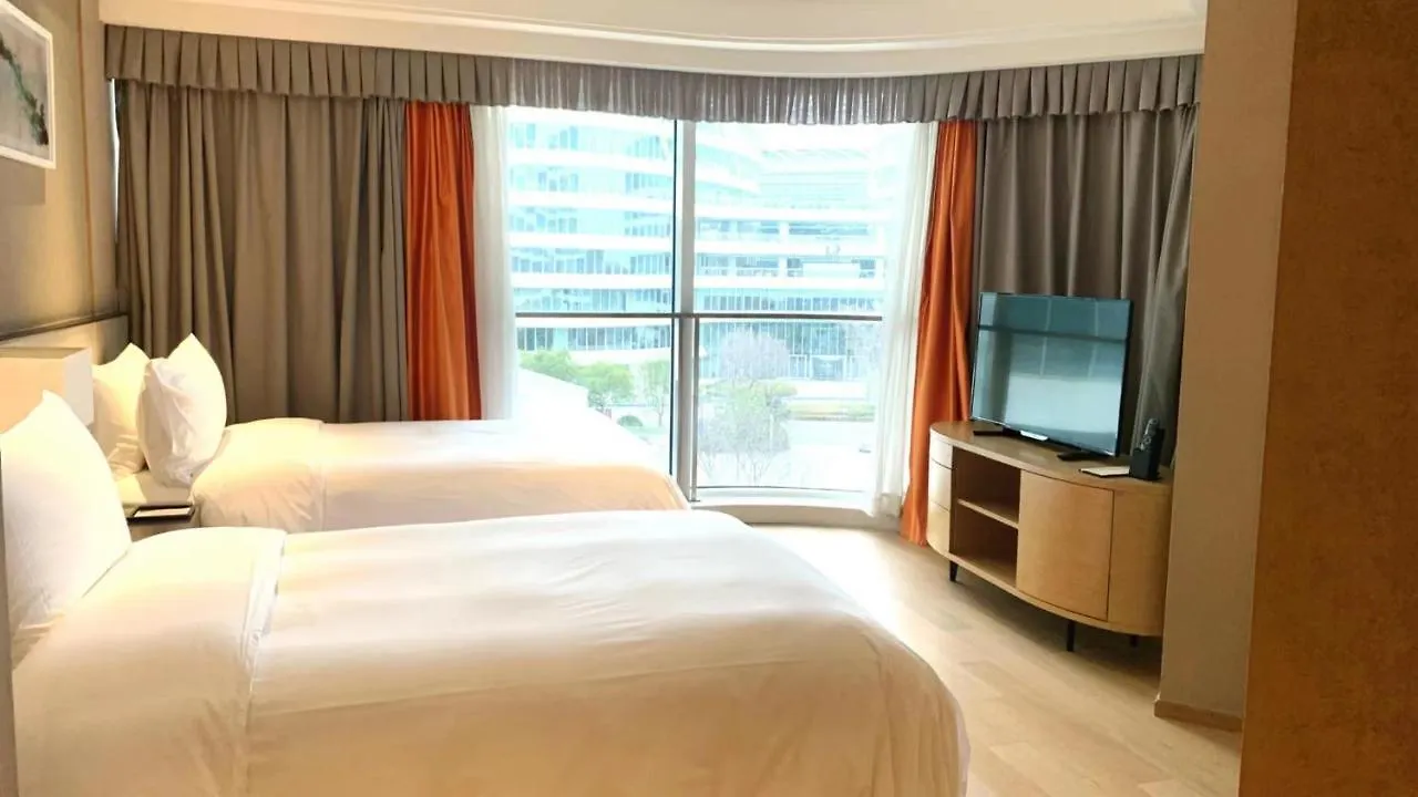 Hongqiao Primus Residence Apartment - National Exhibition Center Shanghai 2*,